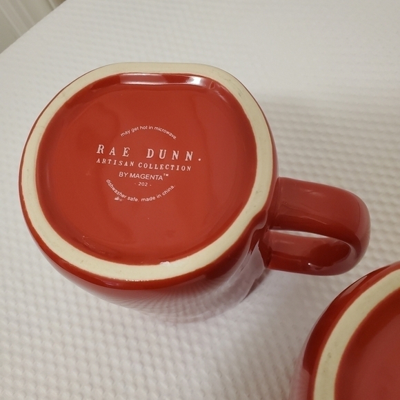 NWOT Rae Dunn JOLLY set of 2 Mugs - Picture 5 of 10